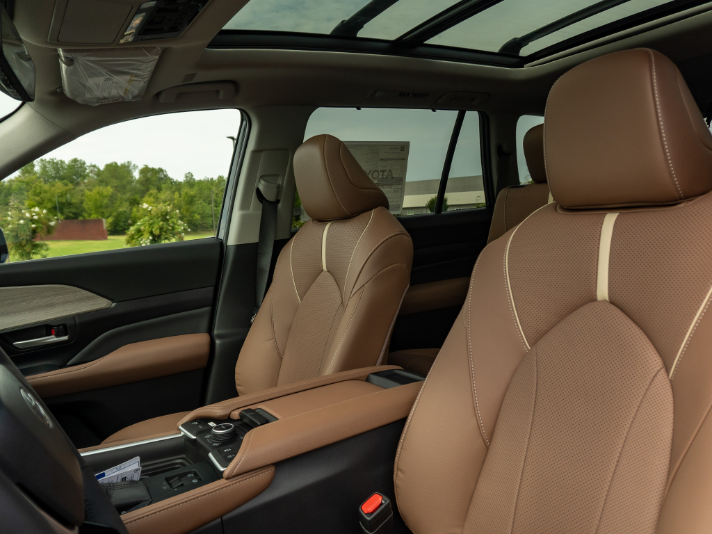 New 2026 Toyota Grand Highlander SUV