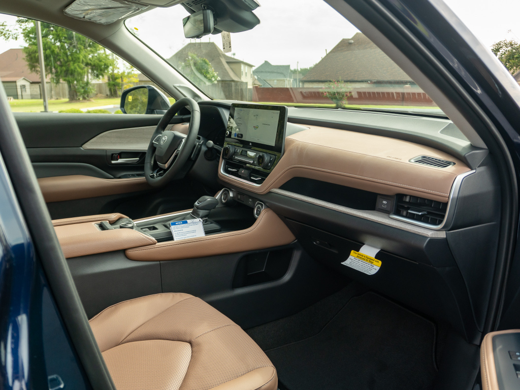 New 2026 Toyota Grand Highlander SUV