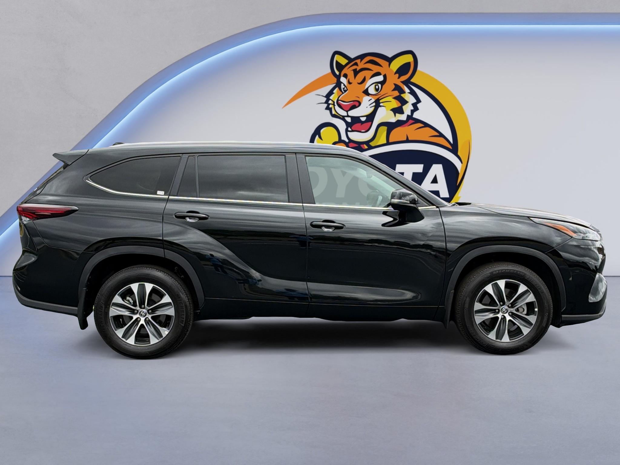 Used 2026 Toyota Highlander SUV