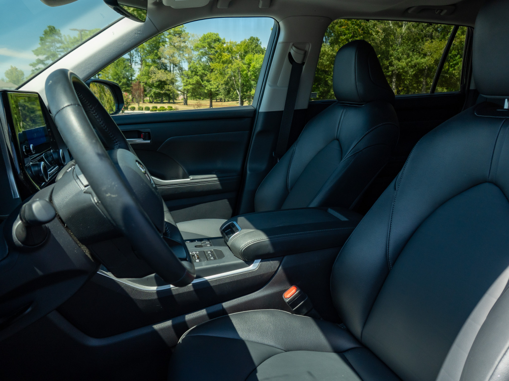 Used 2026 Toyota Highlander SUV
