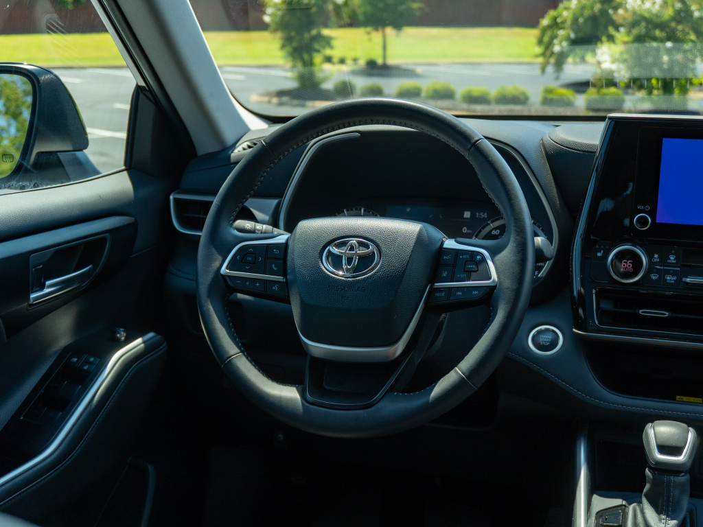 Used 2026 Toyota Highlander SUV