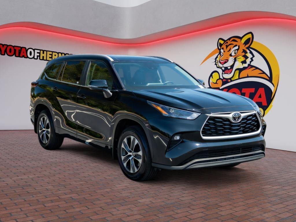 Used 2026 Toyota Highlander SUV