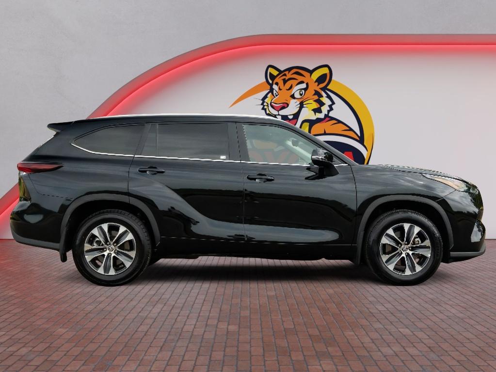 Used 2026 Toyota Highlander SUV