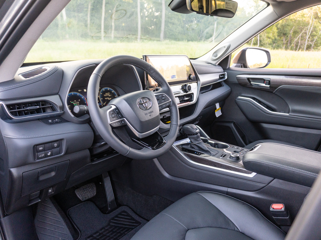 New 2026 Toyota Highlander SUV