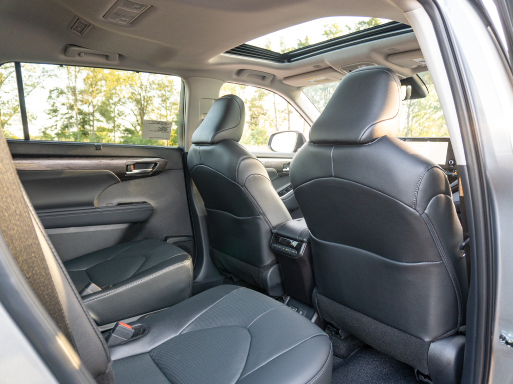 New 2026 Toyota Highlander SUV