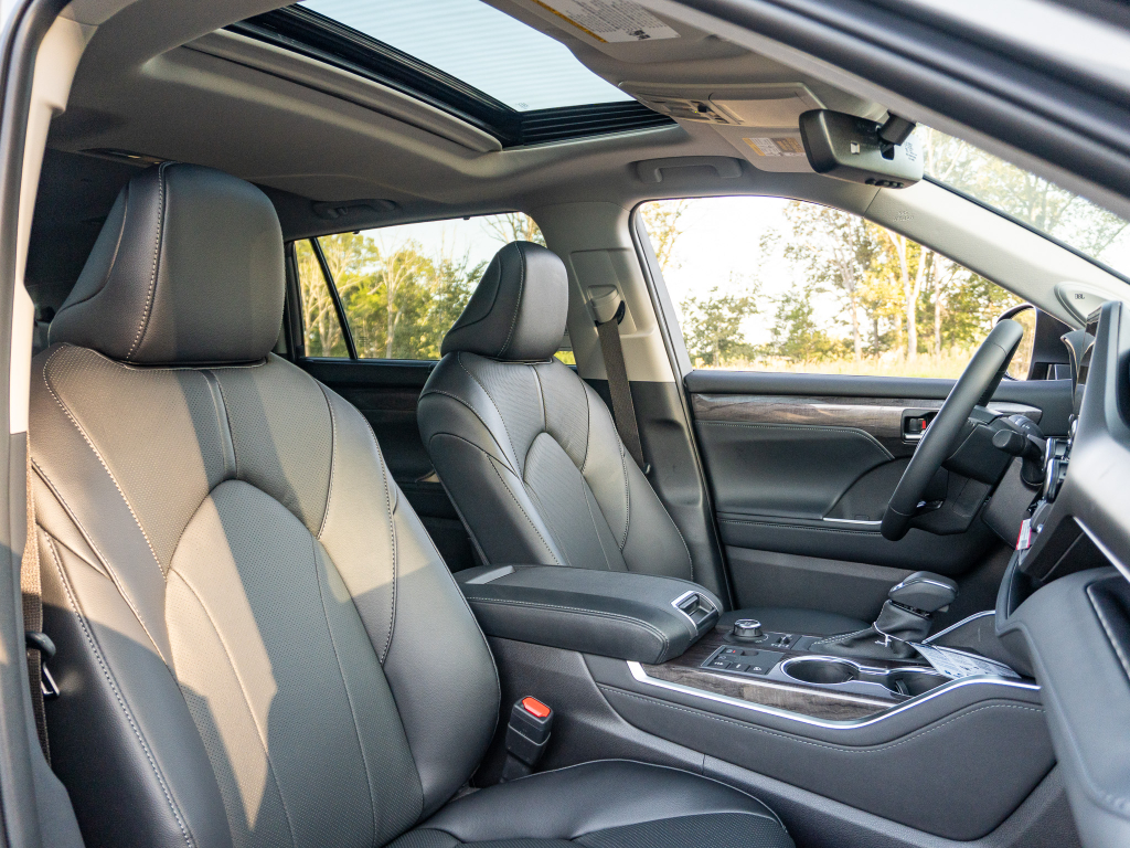 New 2026 Toyota Highlander SUV