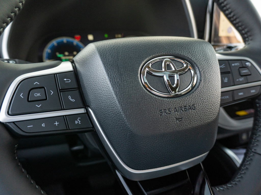 New 2026 Toyota Highlander SUV