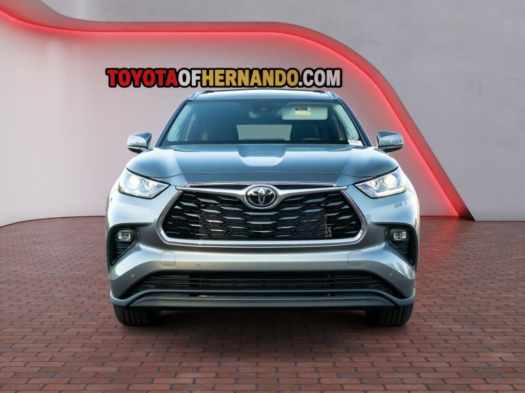 New 2026 Toyota Highlander SUV