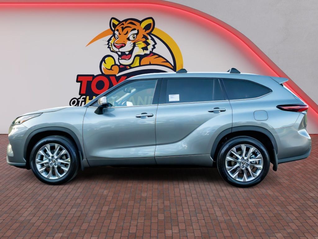 New 2026 Toyota Highlander SUV