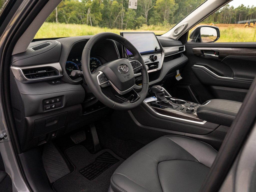 New 2026 Toyota Highlander SUV