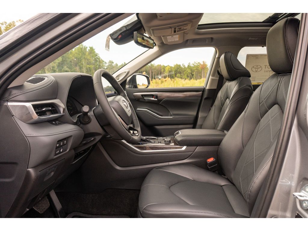 New 2026 Toyota Highlander SUV