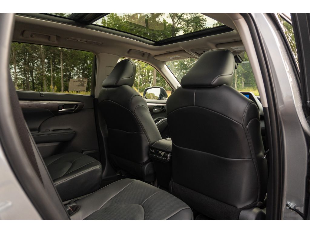 New 2026 Toyota Highlander SUV