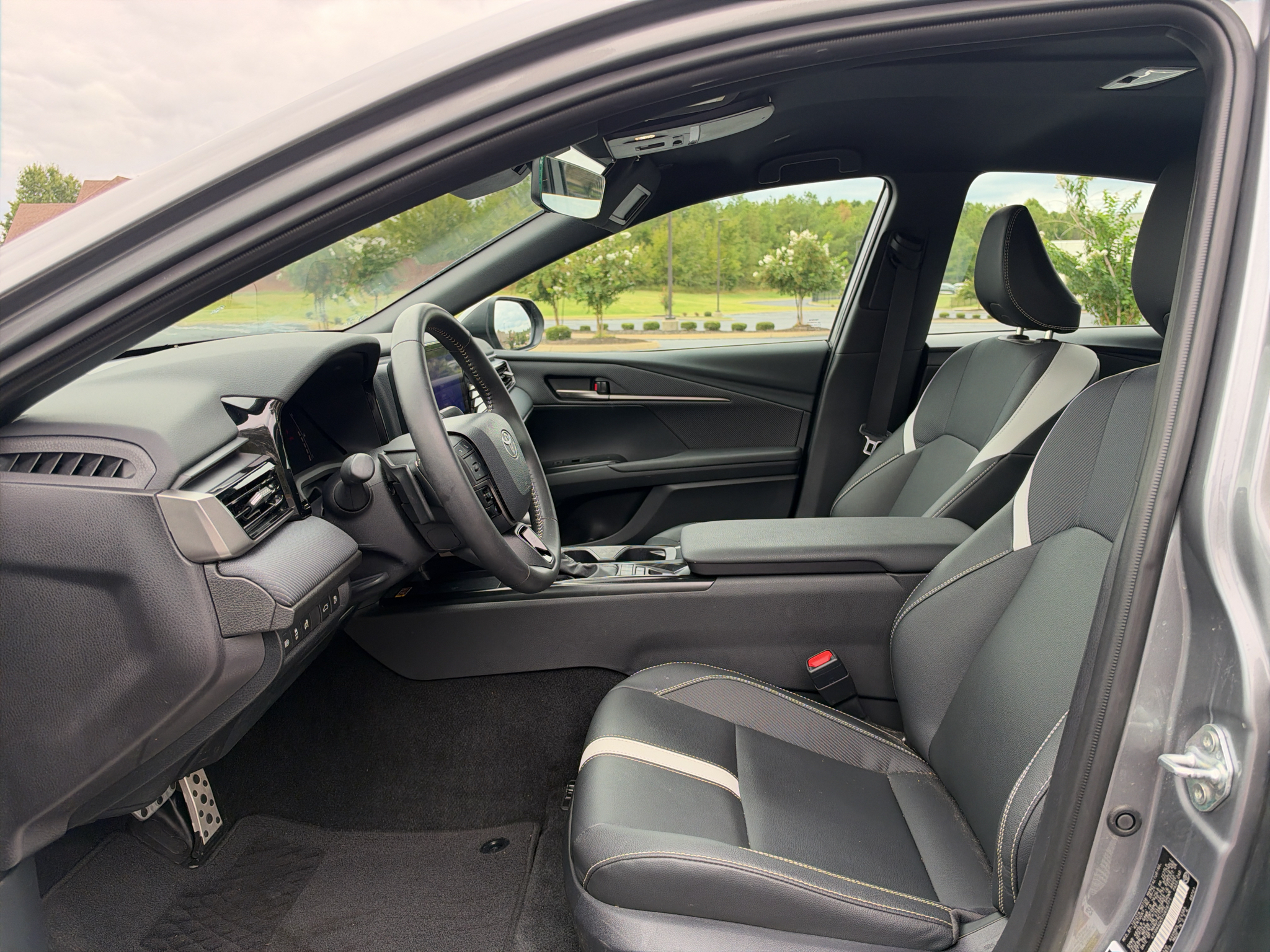 Used 2026 Toyota Camry Hybrid Sedan