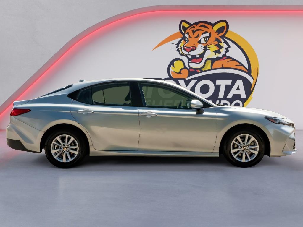 Used 2026 Toyota Camry Hybrid Sedan