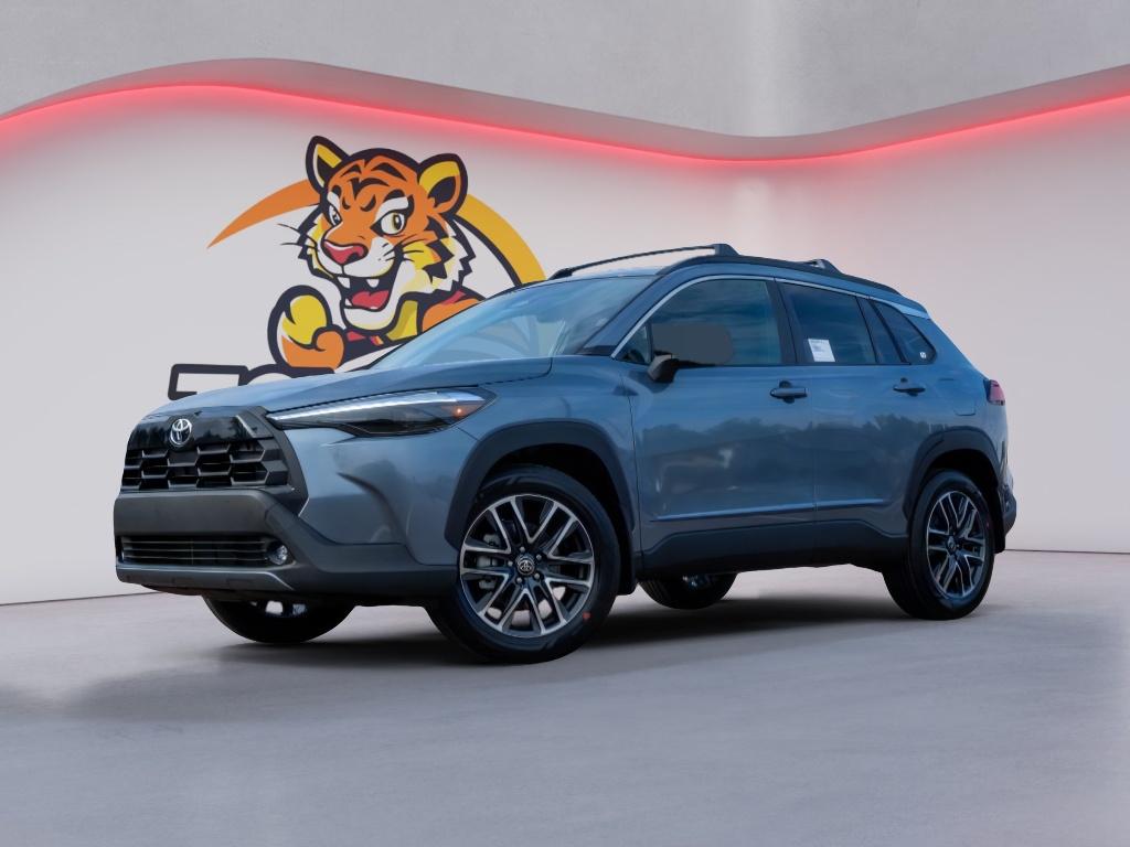 2026 Toyota Corolla Cross XLE's photo