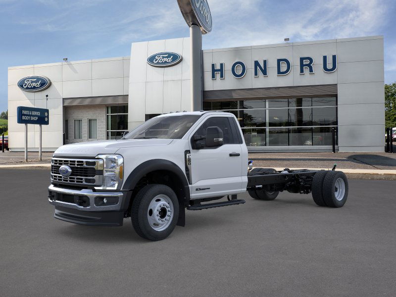 2025 Ford F-550