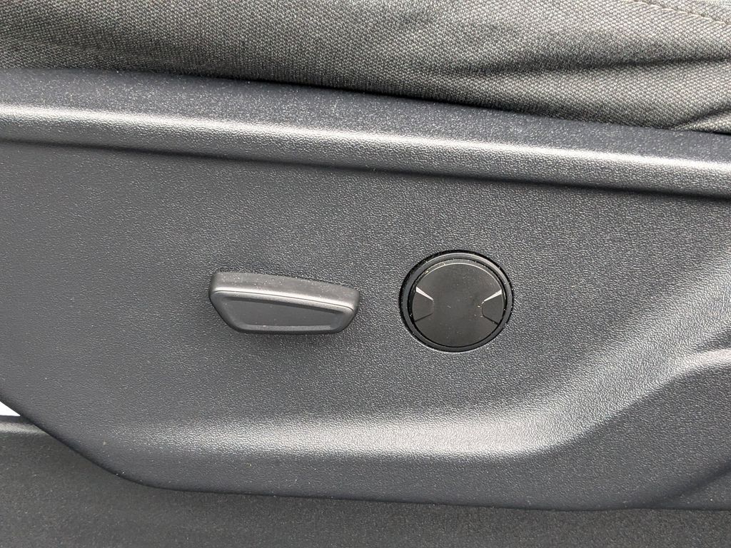 2024 Ford F-250 Super Duty - OXFORD WHITE exterior view 19