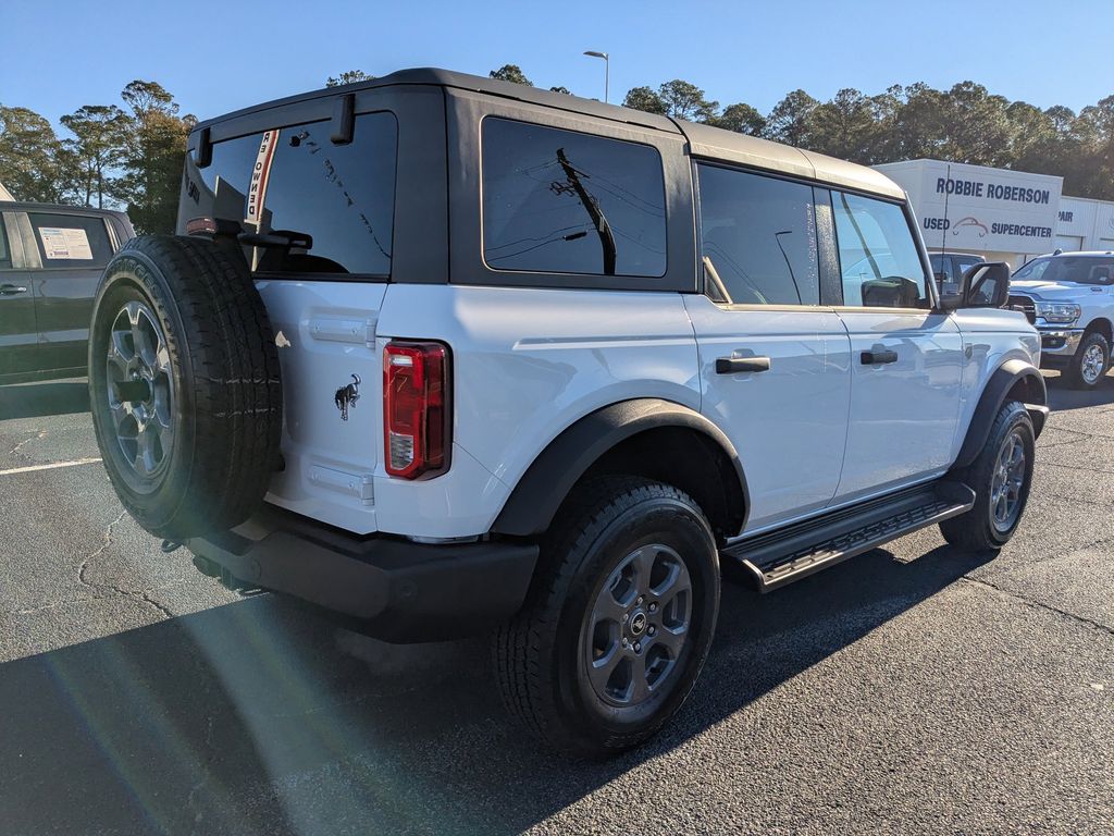 2025 Ford Bronco Big Bend - Oxford White exterior view 4