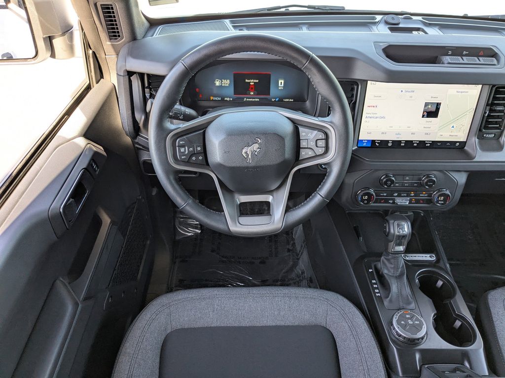 2025 Ford Bronco Big Bend - Oxford White exterior view 13