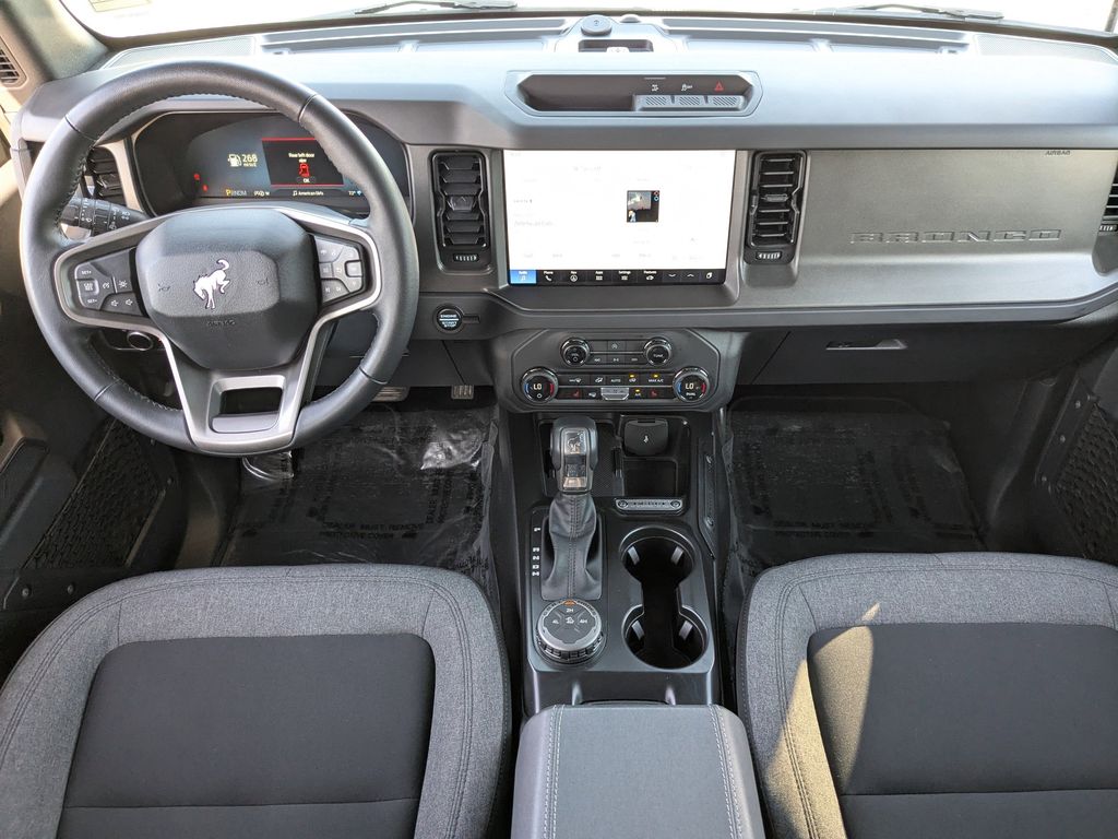 2025 Ford Bronco Big Bend - Oxford White exterior view 12