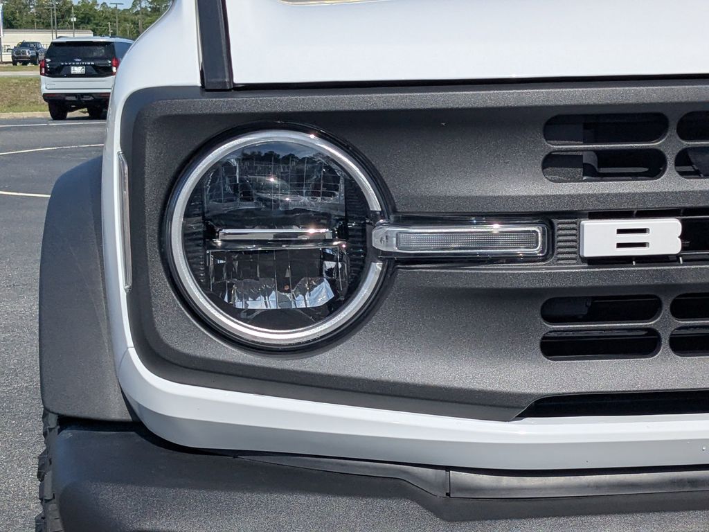 2025 Ford Bronco Big Bend - Oxford White exterior view 20