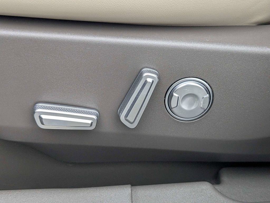 2025 Lincoln Nautilus Premiere - WHISPER BLUE MET CC exterior view 20