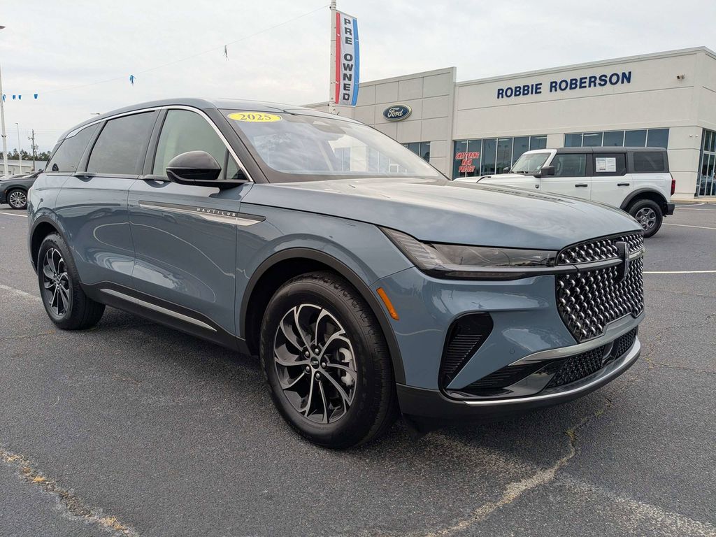 2025 Lincoln Nautilus Premiere - WHISPER BLUE MET CC exterior view 2