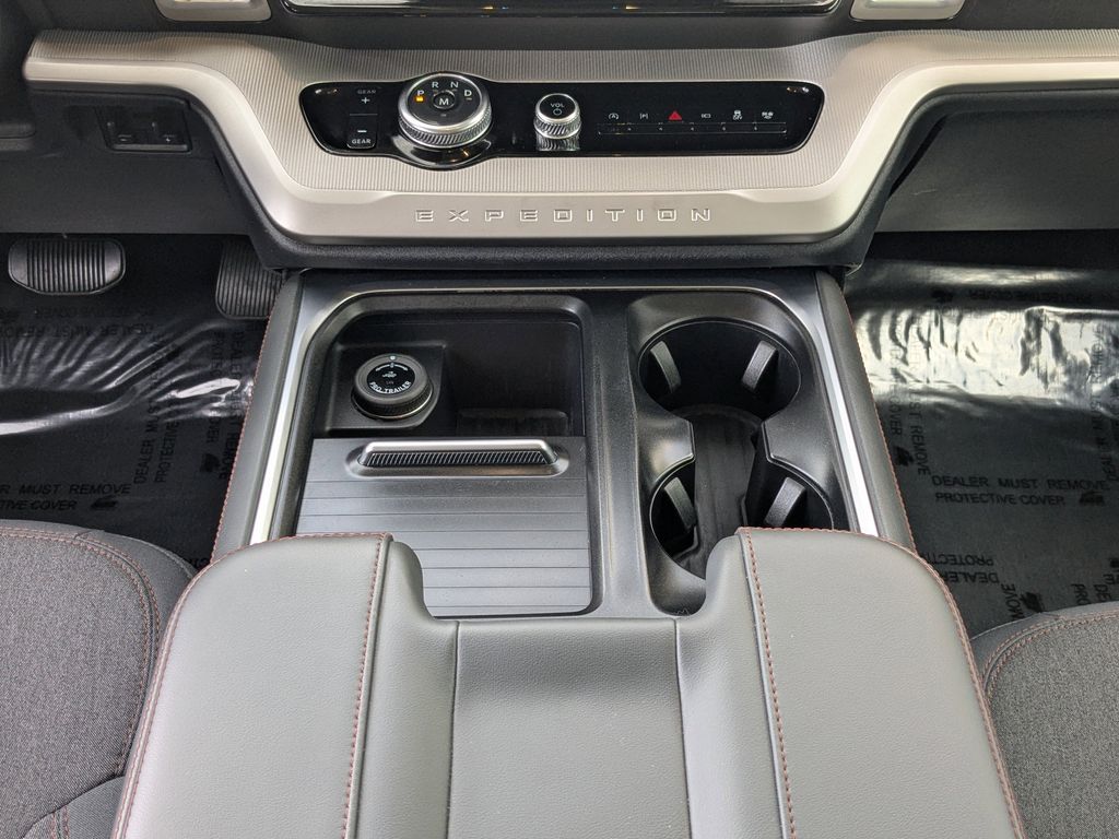 2025 Ford Expedition Active - Space Silver Metallic exterior view 19
