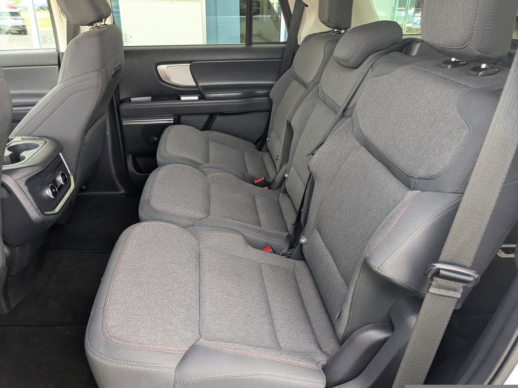 2025 Ford Expedition Active - Space Silver Metallic exterior view 14
