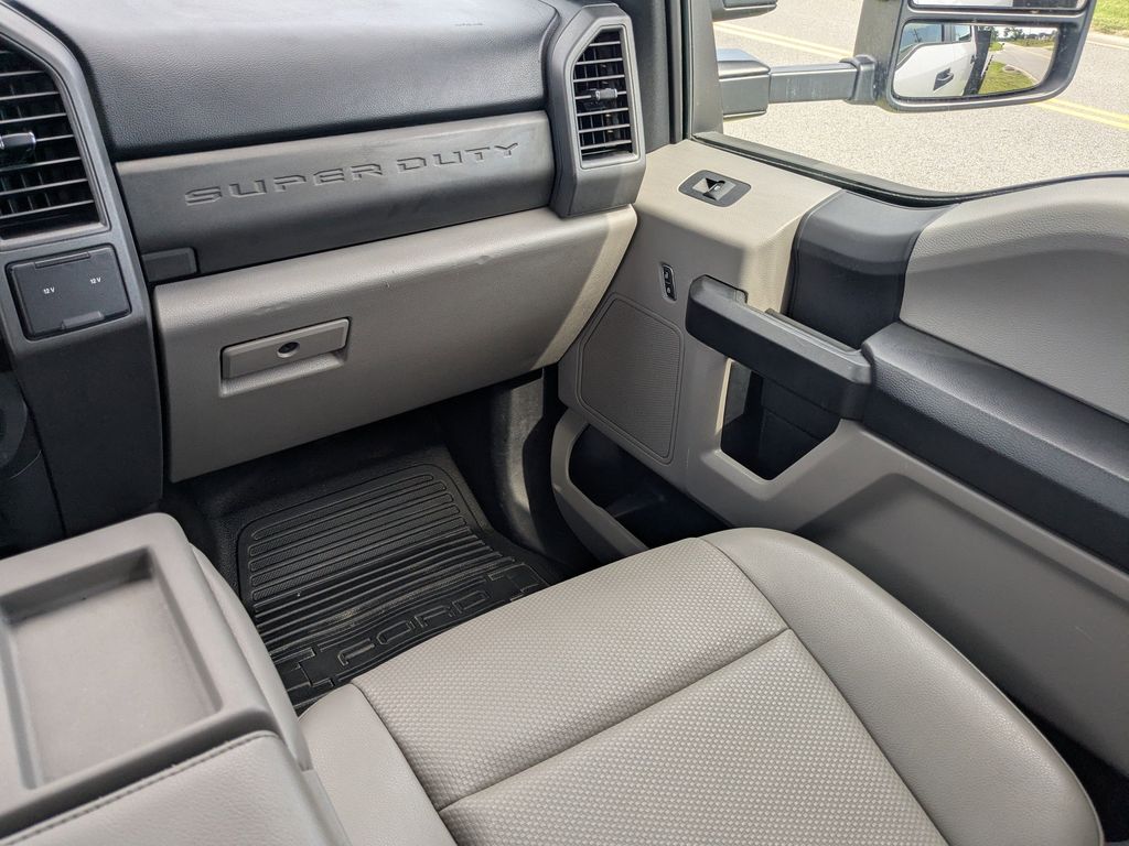 2020 Ford F-450 XL - OXFORD WHITE exterior view 12