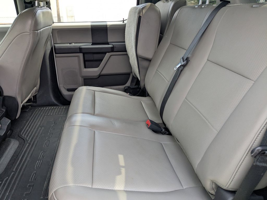 2020 Ford F-450 XL - OXFORD WHITE exterior view 11