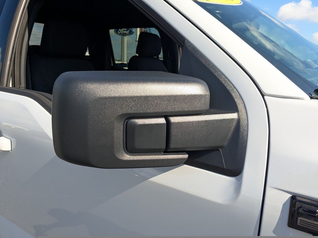 2025 Ford F-150 XLT - SPACE WHITE METALLIC exterior view 12