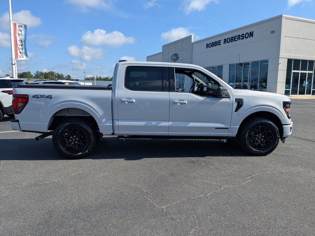 2025 Ford F-150 XLT - SPACE WHITE METALLIC exterior view 3
