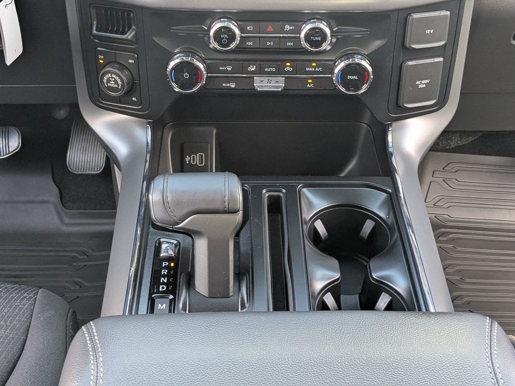2025 Ford F-150 XLT - SPACE WHITE METALLIC exterior view 18