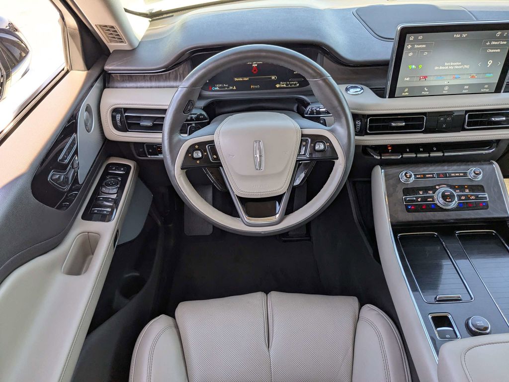 2024 Lincoln Aviator Reserve - PRISTINE WHITE MET 3C exterior view 17