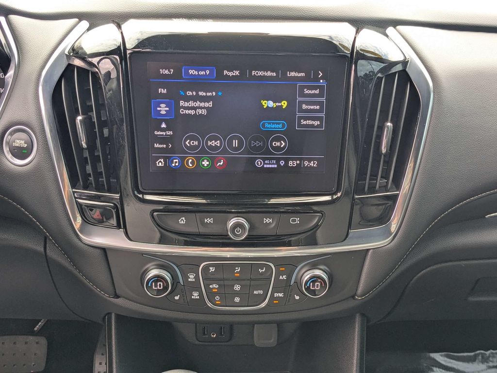2023 Chevrolet Traverse LT Leather - Summit White exterior view 18