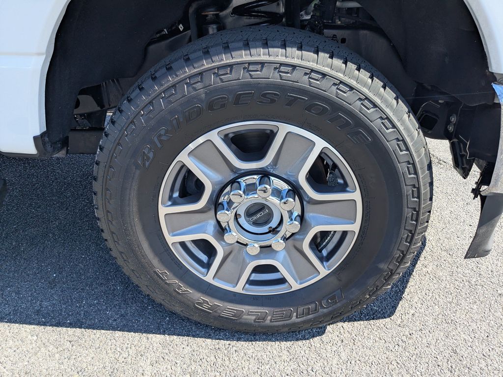 2026 Ford F-250 Super Duty - Oxford White exterior view 11