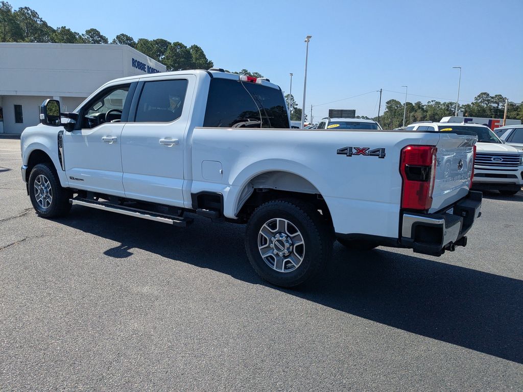 2026 Ford F-250 Super Duty - Oxford White exterior view 4