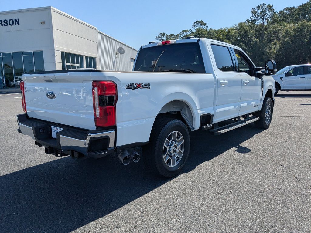 2026 Ford F-250 Super Duty - Oxford White exterior view 6