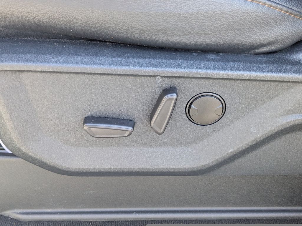 2026 Ford F-250 Super Duty - Oxford White exterior view 20