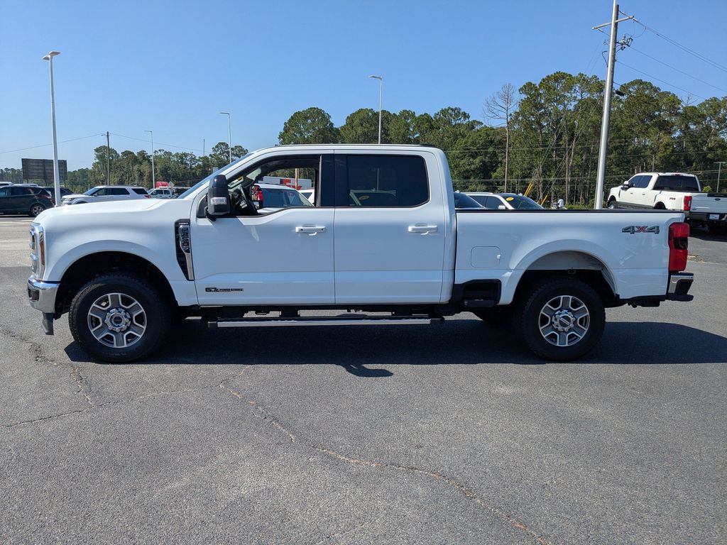 2026 Ford F-250 Super Duty - Oxford White exterior view 9