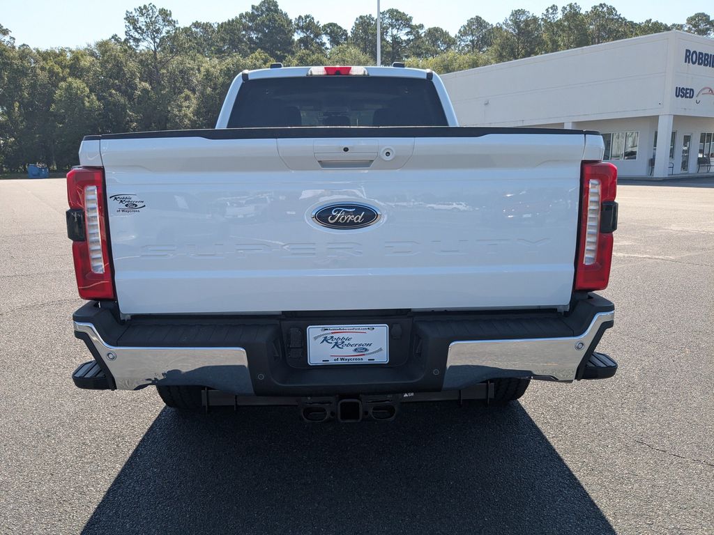 2026 Ford F-250 Super Duty - Oxford White exterior view 5