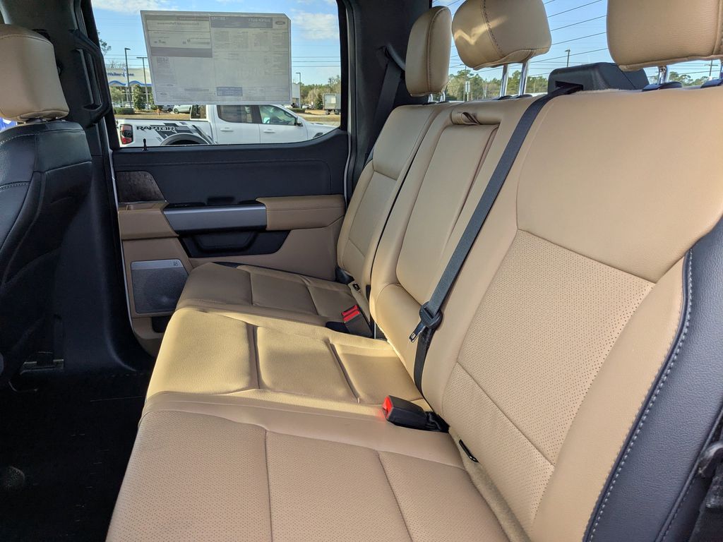 2026 Ford F-350 Super Duty - Star White Metallic Tri-Coat exterior view 14