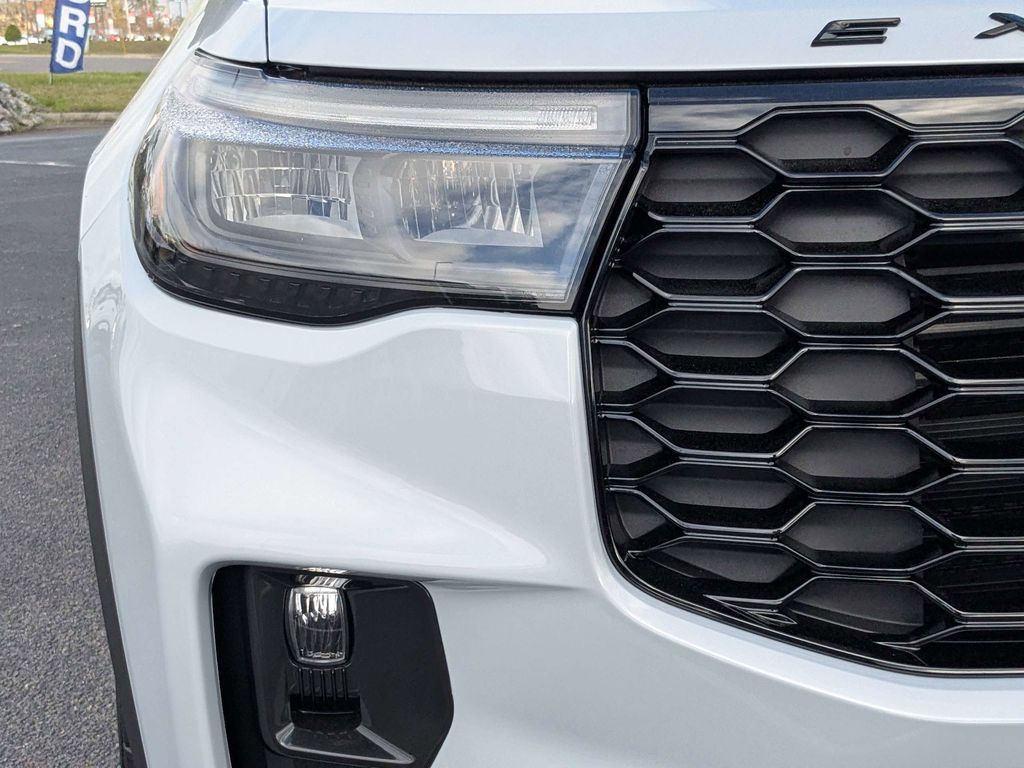 2026 Ford Explorer ST - Space White Metallic exterior view 10