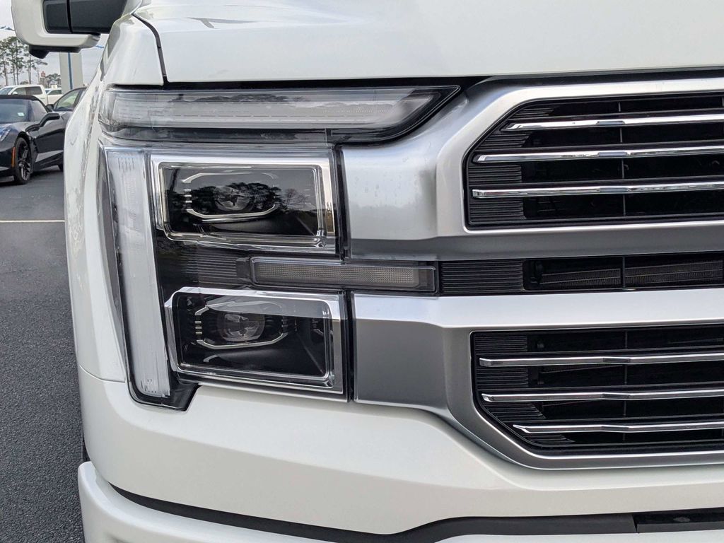 2026 Ford F-150 Platinum - Star White Metallic Tri-Coat exterior view 9