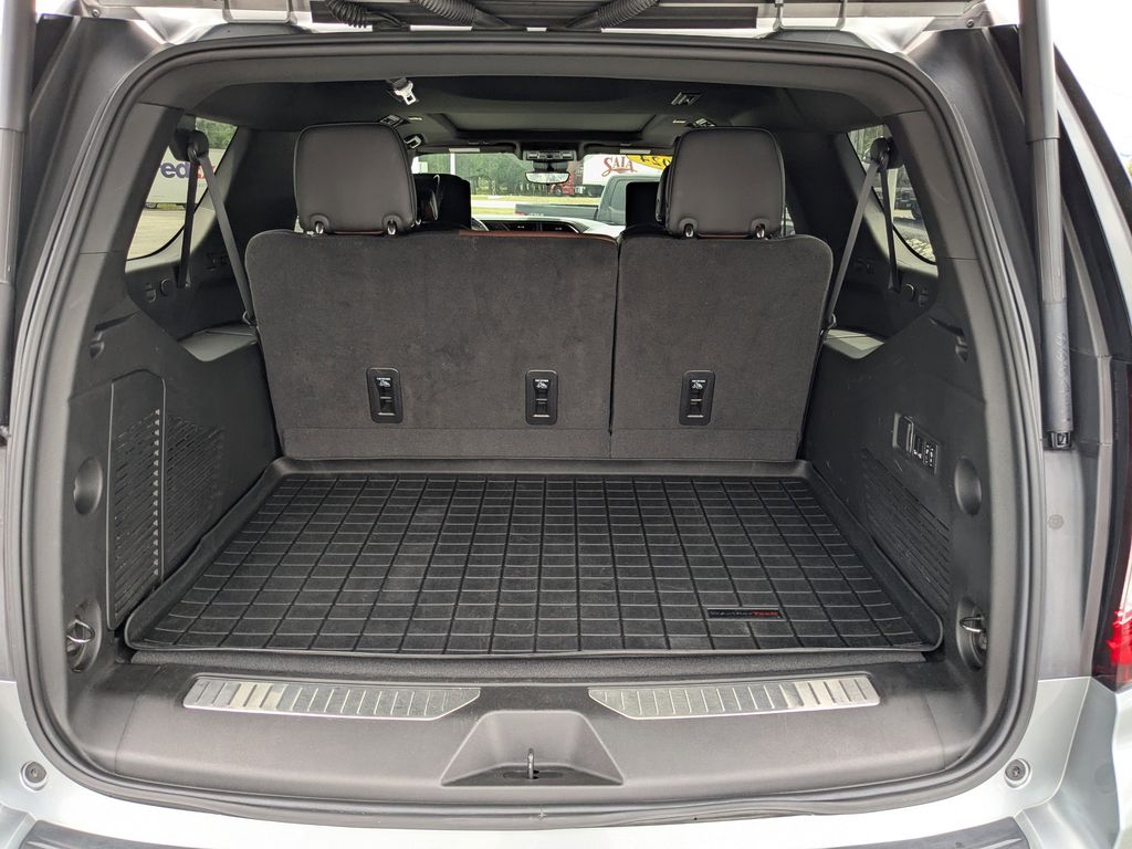 2024 GMC Yukon XL 1500 - Sterling Metallic exterior view 13