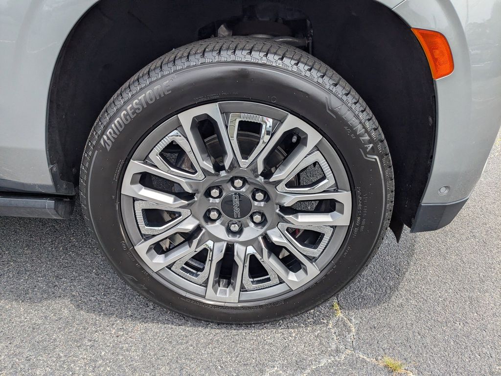 2024 GMC Yukon XL 1500 - Sterling Metallic exterior view 11