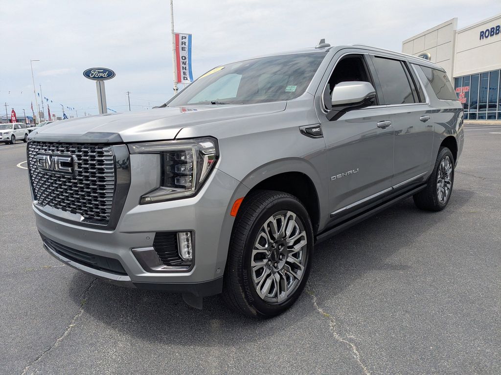 2024 GMC Yukon XL 1500 - Sterling Metallic exterior view 8