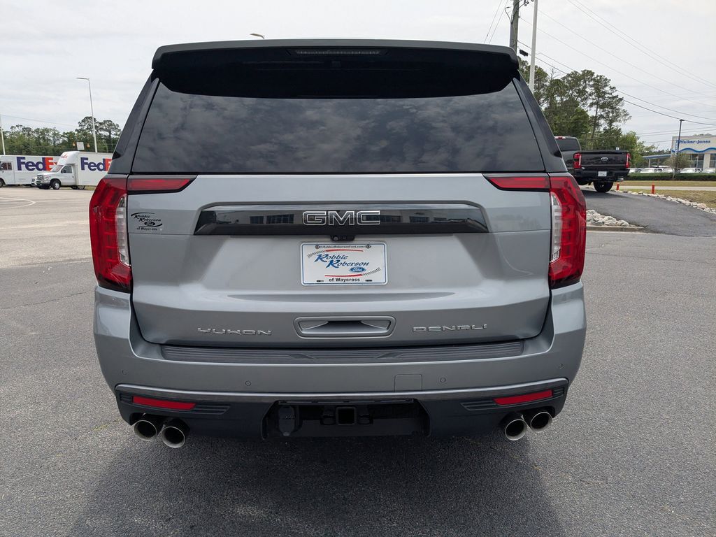 2024 GMC Yukon XL 1500 - Sterling Metallic exterior view 5