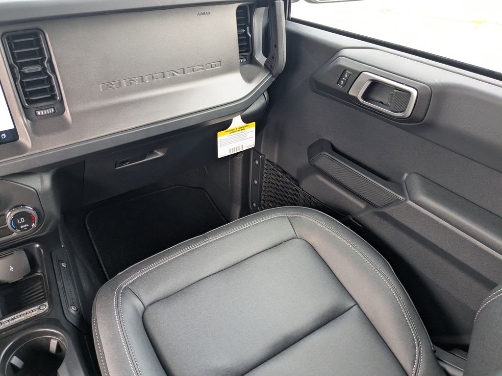 2026 Ford Bronco Big Bend - Avalanche Gray exterior view 16